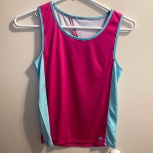 Girl’s Sketchers active tank top.